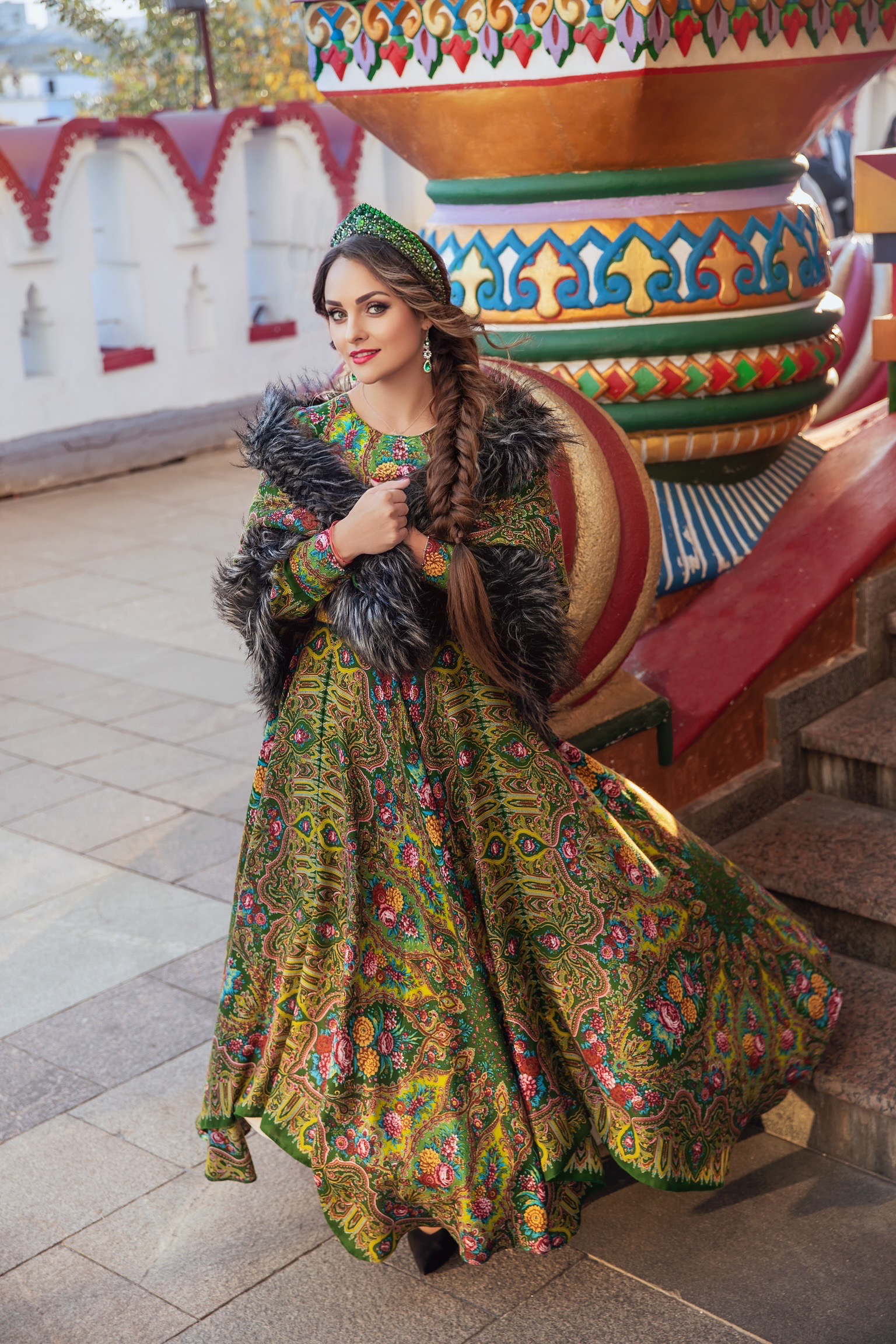 позы для фотосессии в платье